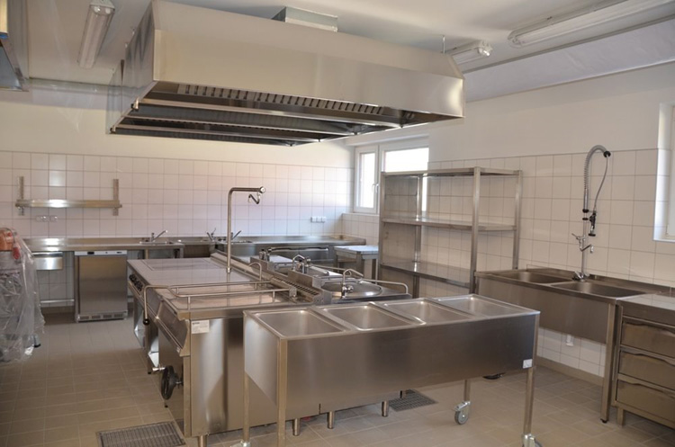 sš chovu koní a jezdectví kladruby nad labem - rekonstrukce stravovacího zařízení