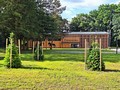Kraj otevřel novou školní jízdárnu v Kladrubech nad Labem, starou plechovou halu u zámku může bourat