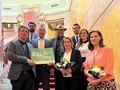 Zástupci muzea a kraje s diplomem