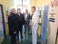 P. Štefka, F. Pilný, T. Gottvald s primářem dětského a novorozeneckého oddělení Marianem Šenkeříkem