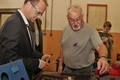 Žáci základních škol si tu mohou vyzkoušet sestavit tento výrobek