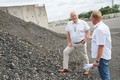 Recyklace asfaltu se v praxi osvědčila. Kraj chce být do budoucna při opravách silnic ještě ekologičtější