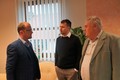 Hejtman Netolický při jednání ze zástupci Rybářství Litomyšl