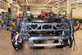 Žáci montují automobil TATRA.