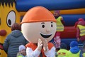 Celé dopoledne děti bavil také maskot SÚS Pardubického kraje