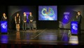 Ocenění Davidu Drozdovi předává Josef Kozel a Petr Lichtenberg