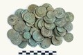 Nálezce historických mincí dostane k zákonné odměně navíc dar od Pardubického kraje