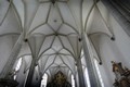 Pernštejnský kostel z bílého mramoru je opravený, rodová hrobka je ale prázdná