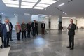 Hosty provedl upravenými prostory Roman Línek