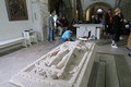 Náhrobek Vojtěcha z Pernštejna v kostele sv. Bartoloměje při nedestruktivním průzkumu