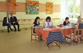 Na některé maturující se přišel podívat krajský radní pro školství Bohumil Bernášek.
