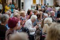 Na 600 seniorů zhlédlo celoodpolední program, další procházeli