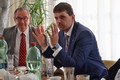 Ministr Petr Hladík odpovídá na dotazy zástupců Pardubického kraje