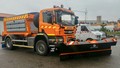 Scania a sypač, ilustrační fotografie
