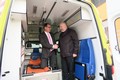 Další auto převzal starosta Pusté Rybné, také pro hasiče