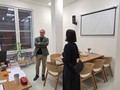 Roman Línek a Klára Zářecká v kanceláři ředitelky