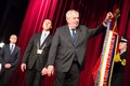 Prezident dekoroval prapor města prezidentskou pamětní stuhou